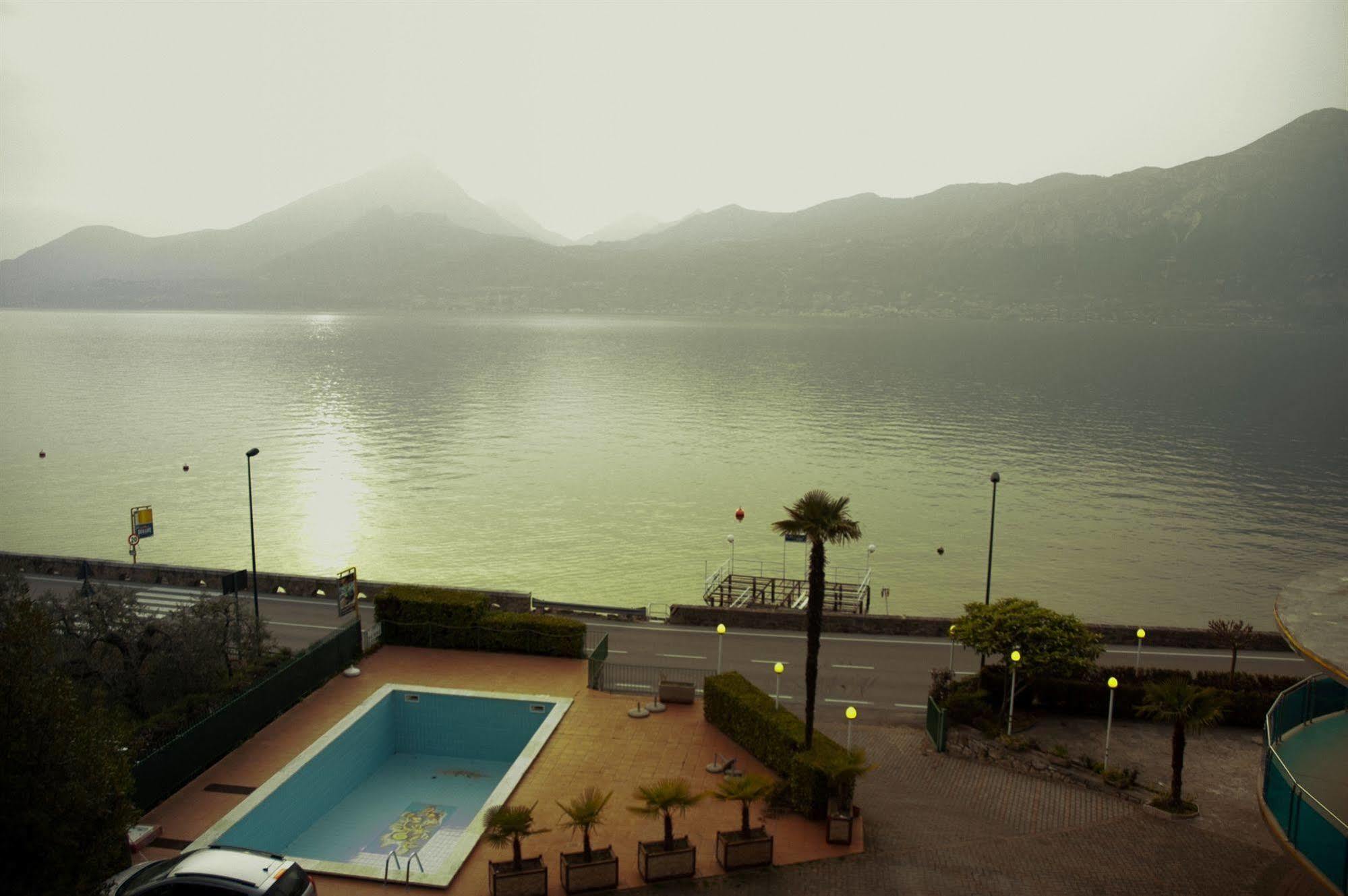Hotel Caribe - Garda Lake Collection Бренцоне сул Гарда Екстериор снимка